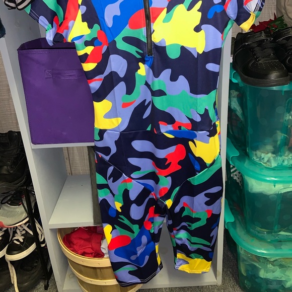 Jumpsuit - Picture 3 of 4